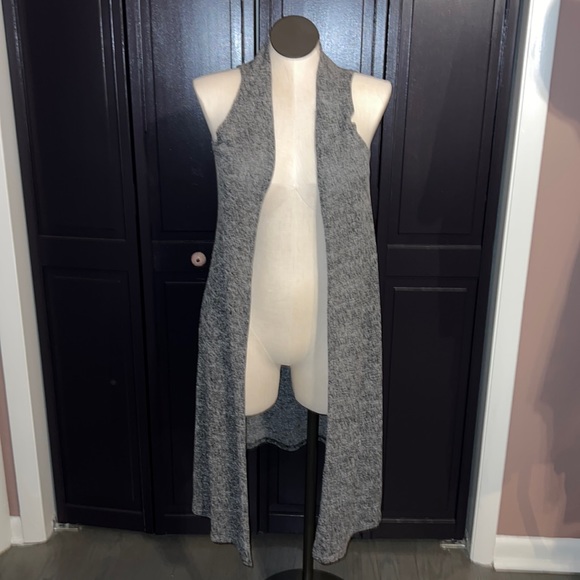 LuLaRoe Joy • Size: Small • Colors: Gray, White & Black